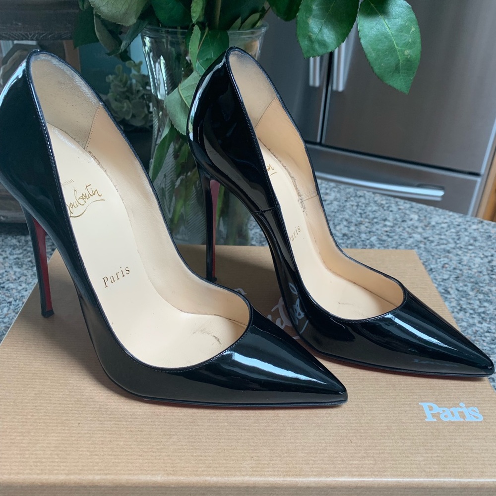 Christian Louboutin “So Kate” size 36 (US size 6)